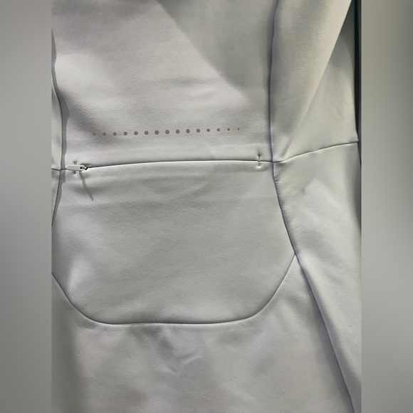 Like new - worn once - Picture 2 of 8